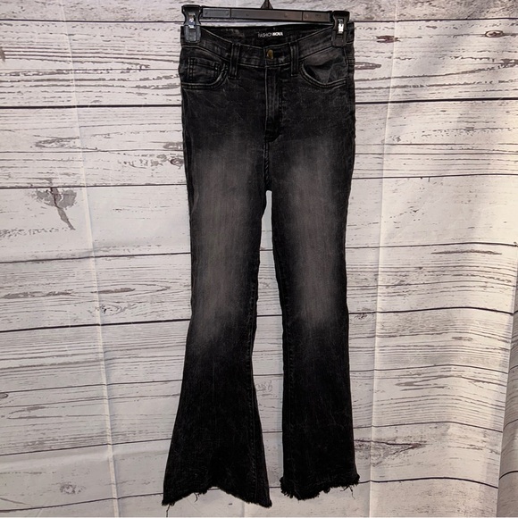 Fashion Nova Black Jeans - Picture 1 of 5